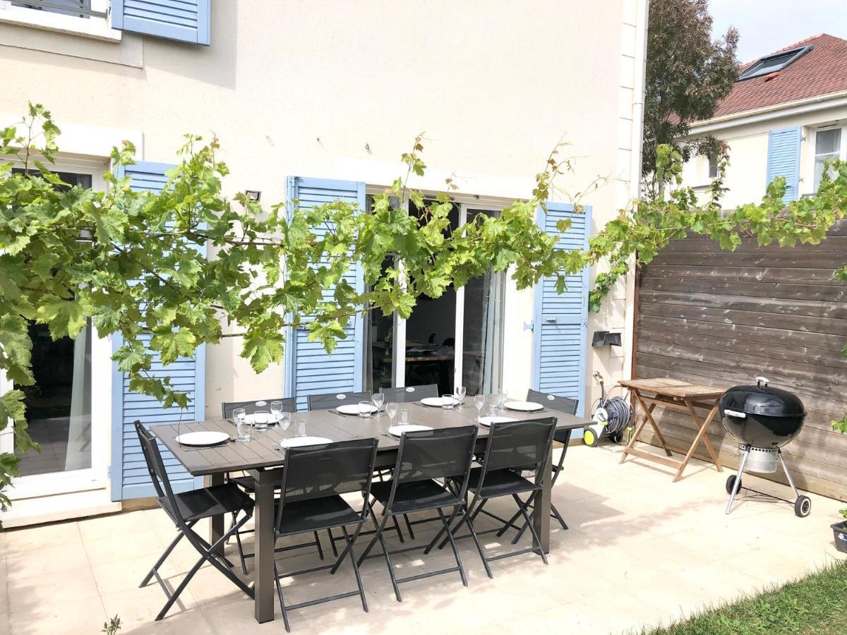 Lovely Disney House Magny-le-Hongre Exterior foto